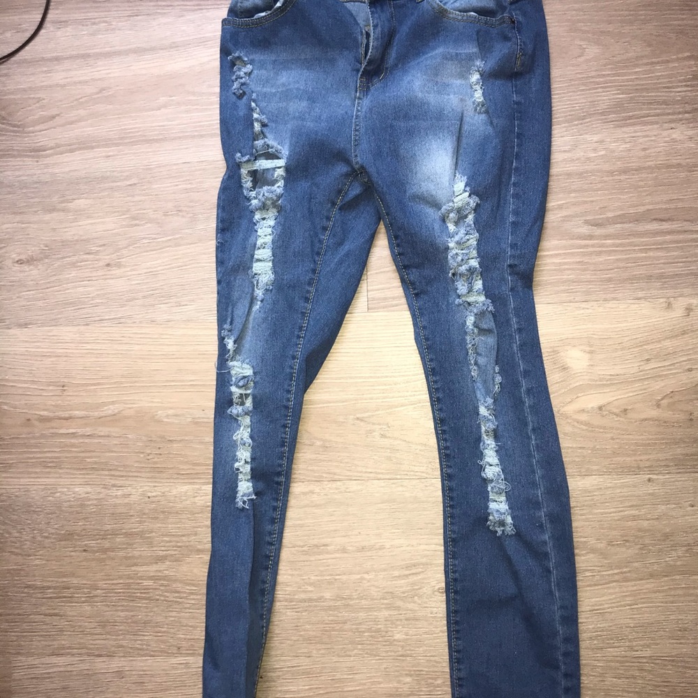 Distressed ripped jeans